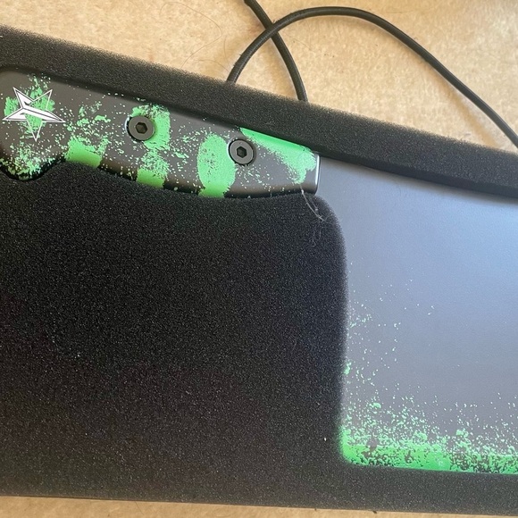 Jeffree Star Green and Black Hatchet Handheld Mirror - Picture 2 of 5